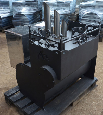 Печь для бани Горыныч 3, большая дверь со стеклом, закрытая каменка с парогенератором (ТермоСфера)