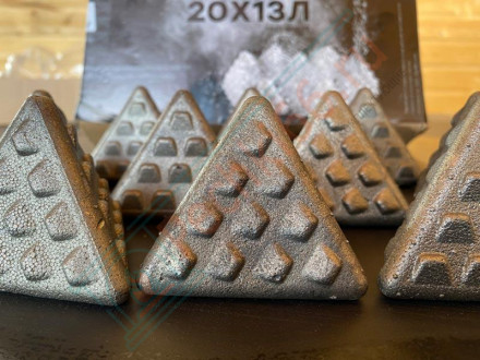 Пирамидки из нержавеющей стали 20Х13Л, 10 шт, 5 кг (ProMetall)